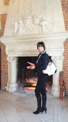 Le feu r&eacute;chauffe / The heat is on.